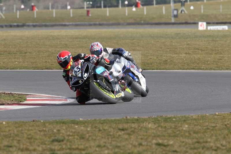 Motorcycle action photographs;Trackday digital images;event digital images;eventdigitalimages;no limits trackday;peter wileman photography;snetterton;snetterton circuit norfolk;snetterton photographs;trackday;trackday photos