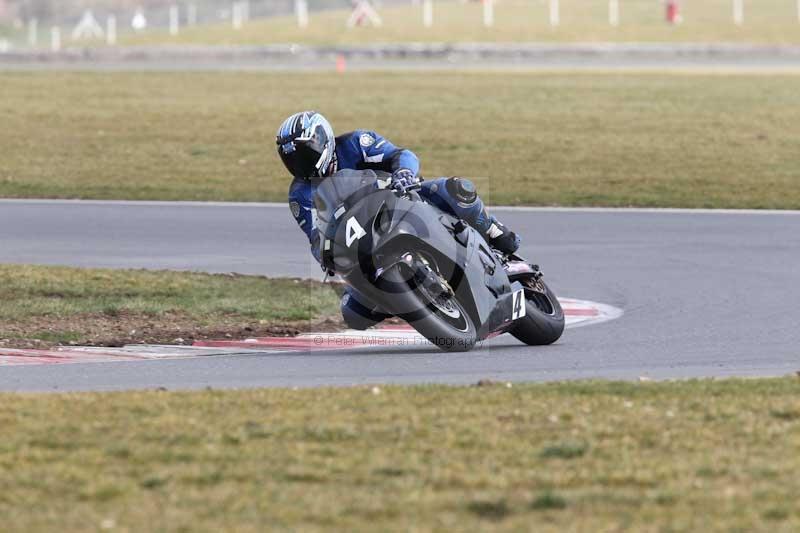 Motorcycle action photographs;Trackday digital images;event digital images;eventdigitalimages;no limits trackday;peter wileman photography;snetterton;snetterton circuit norfolk;snetterton photographs;trackday;trackday photos