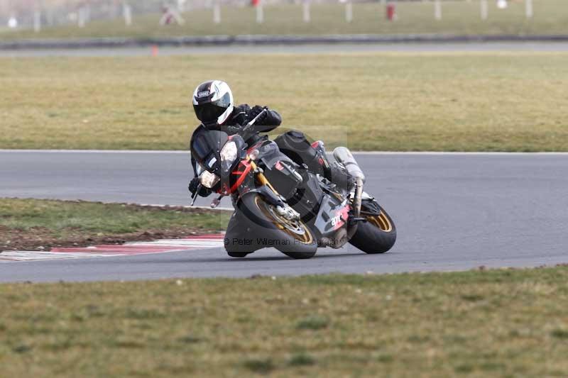 Motorcycle action photographs;Trackday digital images;event digital images;eventdigitalimages;no limits trackday;peter wileman photography;snetterton;snetterton circuit norfolk;snetterton photographs;trackday;trackday photos