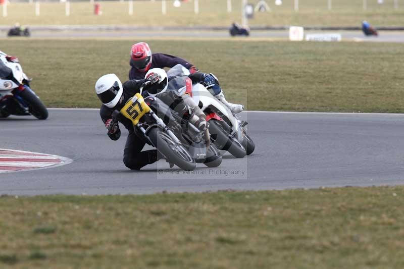 Motorcycle action photographs;Trackday digital images;event digital images;eventdigitalimages;no limits trackday;peter wileman photography;snetterton;snetterton circuit norfolk;snetterton photographs;trackday;trackday photos