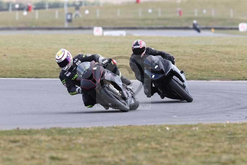 Motorcycle action photographs;Trackday digital images;event digital images;eventdigitalimages;no limits trackday;peter wileman photography;snetterton;snetterton circuit norfolk;snetterton photographs;trackday;trackday photos