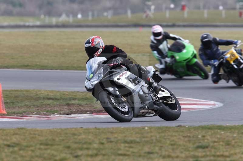 Motorcycle action photographs;Trackday digital images;event digital images;eventdigitalimages;no limits trackday;peter wileman photography;snetterton;snetterton circuit norfolk;snetterton photographs;trackday;trackday photos