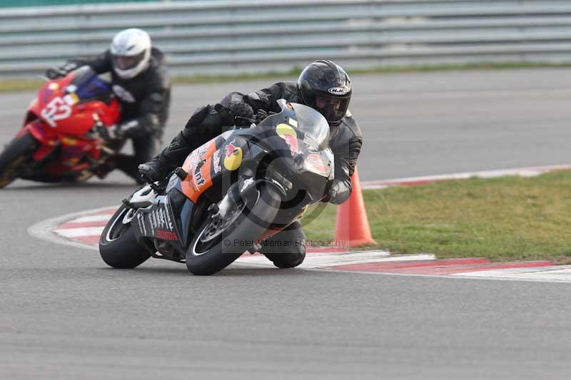 Motorcycle action photographs;Trackday digital images;event digital images;eventdigitalimages;no limits trackday;peter wileman photography;snetterton;snetterton circuit norfolk;snetterton photographs;trackday;trackday photos