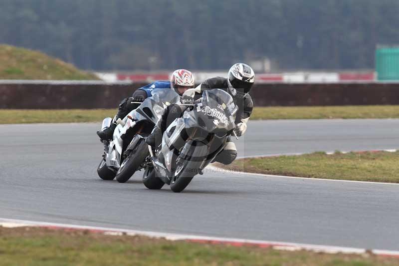 Motorcycle action photographs;Trackday digital images;event digital images;eventdigitalimages;no limits trackday;peter wileman photography;snetterton;snetterton circuit norfolk;snetterton photographs;trackday;trackday photos