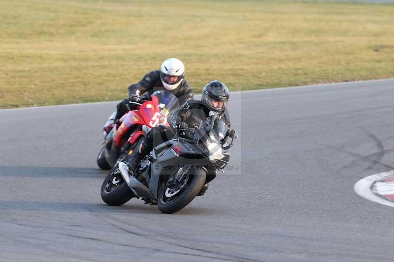 Motorcycle action photographs;Trackday digital images;event digital images;eventdigitalimages;no limits trackday;peter wileman photography;snetterton;snetterton circuit norfolk;snetterton photographs;trackday;trackday photos