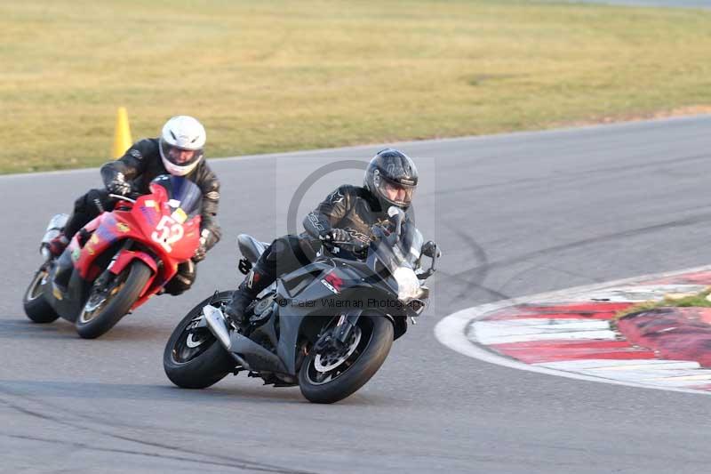 Motorcycle action photographs;Trackday digital images;event digital images;eventdigitalimages;no limits trackday;peter wileman photography;snetterton;snetterton circuit norfolk;snetterton photographs;trackday;trackday photos
