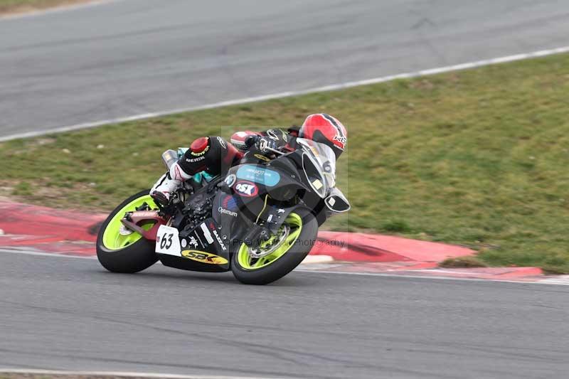 Motorcycle action photographs;Trackday digital images;event digital images;eventdigitalimages;no limits trackday;peter wileman photography;snetterton;snetterton circuit norfolk;snetterton photographs;trackday;trackday photos