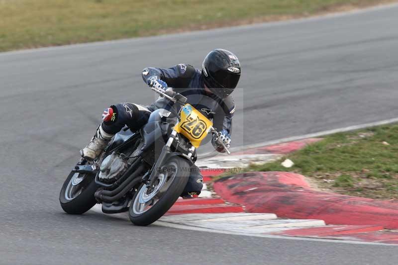 Motorcycle action photographs;Trackday digital images;event digital images;eventdigitalimages;no limits trackday;peter wileman photography;snetterton;snetterton circuit norfolk;snetterton photographs;trackday;trackday photos