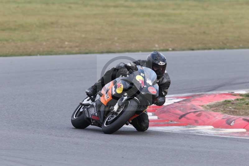 Motorcycle action photographs;Trackday digital images;event digital images;eventdigitalimages;no limits trackday;peter wileman photography;snetterton;snetterton circuit norfolk;snetterton photographs;trackday;trackday photos