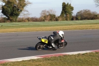 Motorcycle-action-photographs;Trackday-digital-images;event-digital-images;eventdigitalimages;no-limits-trackday;peter-wileman-photography;snetterton;snetterton-circuit-norfolk;snetterton-photographs;trackday;trackday-photos
