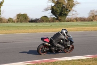 Motorcycle-action-photographs;Trackday-digital-images;event-digital-images;eventdigitalimages;no-limits-trackday;peter-wileman-photography;snetterton;snetterton-circuit-norfolk;snetterton-photographs;trackday;trackday-photos