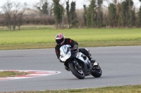 Motorcycle-action-photographs;Trackday-digital-images;event-digital-images;eventdigitalimages;no-limits-trackday;peter-wileman-photography;snetterton;snetterton-circuit-norfolk;snetterton-photographs;trackday;trackday-photos