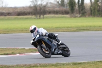 Motorcycle-action-photographs;Trackday-digital-images;event-digital-images;eventdigitalimages;no-limits-trackday;peter-wileman-photography;snetterton;snetterton-circuit-norfolk;snetterton-photographs;trackday;trackday-photos
