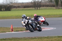 Motorcycle-action-photographs;Trackday-digital-images;event-digital-images;eventdigitalimages;no-limits-trackday;peter-wileman-photography;snetterton;snetterton-circuit-norfolk;snetterton-photographs;trackday;trackday-photos