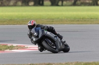 Motorcycle-action-photographs;Trackday-digital-images;event-digital-images;eventdigitalimages;no-limits-trackday;peter-wileman-photography;snetterton;snetterton-circuit-norfolk;snetterton-photographs;trackday;trackday-photos