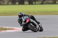 Motorcycle-action-photographs;Trackday-digital-images;event-digital-images;eventdigitalimages;no-limits-trackday;peter-wileman-photography;snetterton;snetterton-circuit-norfolk;snetterton-photographs;trackday;trackday-photos