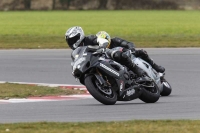Motorcycle-action-photographs;Trackday-digital-images;event-digital-images;eventdigitalimages;no-limits-trackday;peter-wileman-photography;snetterton;snetterton-circuit-norfolk;snetterton-photographs;trackday;trackday-photos