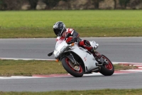 Motorcycle-action-photographs;Trackday-digital-images;event-digital-images;eventdigitalimages;no-limits-trackday;peter-wileman-photography;snetterton;snetterton-circuit-norfolk;snetterton-photographs;trackday;trackday-photos