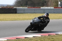 Motorcycle-action-photographs;Trackday-digital-images;event-digital-images;eventdigitalimages;no-limits-trackday;peter-wileman-photography;snetterton;snetterton-circuit-norfolk;snetterton-photographs;trackday;trackday-photos