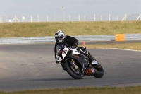 Motorcycle-action-photographs;Trackday-digital-images;event-digital-images;eventdigitalimages;no-limits-trackday;peter-wileman-photography;snetterton;snetterton-circuit-norfolk;snetterton-photographs;trackday;trackday-photos