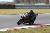 Motorcycle-action-photographs;Trackday-digital-images;event-digital-images;eventdigitalimages;no-limits-trackday;peter-wileman-photography;snetterton;snetterton-circuit-norfolk;snetterton-photographs;trackday;trackday-photos