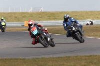 Motorcycle-action-photographs;Trackday-digital-images;event-digital-images;eventdigitalimages;no-limits-trackday;peter-wileman-photography;snetterton;snetterton-circuit-norfolk;snetterton-photographs;trackday;trackday-photos
