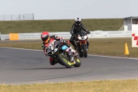 Motorcycle-action-photographs;Trackday-digital-images;event-digital-images;eventdigitalimages;no-limits-trackday;peter-wileman-photography;snetterton;snetterton-circuit-norfolk;snetterton-photographs;trackday;trackday-photos