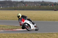 Motorcycle-action-photographs;Trackday-digital-images;event-digital-images;eventdigitalimages;no-limits-trackday;peter-wileman-photography;snetterton;snetterton-circuit-norfolk;snetterton-photographs;trackday;trackday-photos