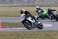 Motorcycle-action-photographs;Trackday-digital-images;event-digital-images;eventdigitalimages;no-limits-trackday;peter-wileman-photography;snetterton;snetterton-circuit-norfolk;snetterton-photographs;trackday;trackday-photos