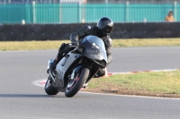 Motorcycle-action-photographs;Trackday-digital-images;event-digital-images;eventdigitalimages;no-limits-trackday;peter-wileman-photography;snetterton;snetterton-circuit-norfolk;snetterton-photographs;trackday;trackday-photos