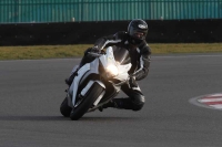 Motorcycle-action-photographs;Trackday-digital-images;event-digital-images;eventdigitalimages;no-limits-trackday;peter-wileman-photography;snetterton;snetterton-circuit-norfolk;snetterton-photographs;trackday;trackday-photos