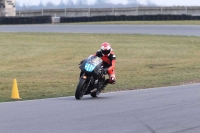 Motorcycle-action-photographs;Trackday-digital-images;event-digital-images;eventdigitalimages;no-limits-trackday;peter-wileman-photography;snetterton;snetterton-circuit-norfolk;snetterton-photographs;trackday;trackday-photos