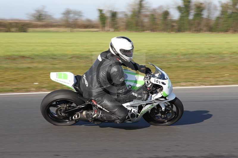 Motorcycle action photographs;Trackday digital images;event digital images;eventdigitalimages;no limits trackday;peter wileman photography;snetterton;snetterton circuit norfolk;snetterton photographs;trackday;trackday photos