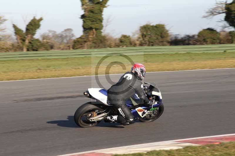 Motorcycle action photographs;Trackday digital images;event digital images;eventdigitalimages;no limits trackday;peter wileman photography;snetterton;snetterton circuit norfolk;snetterton photographs;trackday;trackday photos