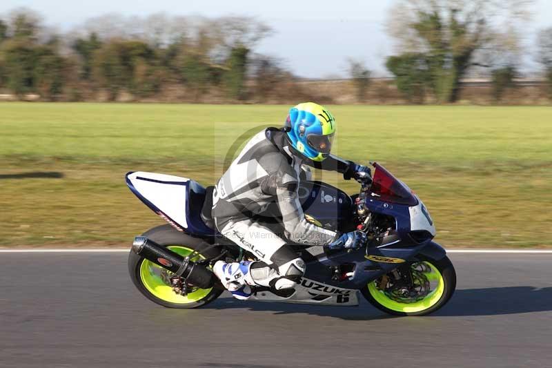 Motorcycle action photographs;Trackday digital images;event digital images;eventdigitalimages;no limits trackday;peter wileman photography;snetterton;snetterton circuit norfolk;snetterton photographs;trackday;trackday photos