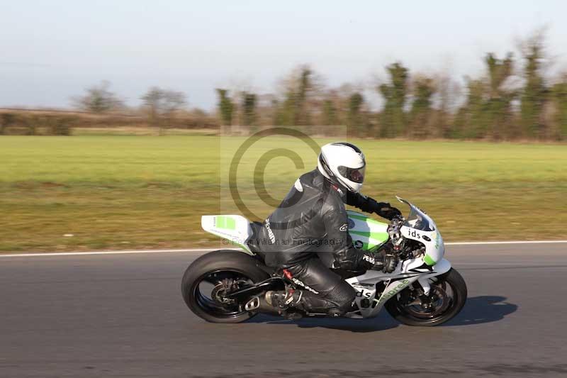 Motorcycle action photographs;Trackday digital images;event digital images;eventdigitalimages;no limits trackday;peter wileman photography;snetterton;snetterton circuit norfolk;snetterton photographs;trackday;trackday photos