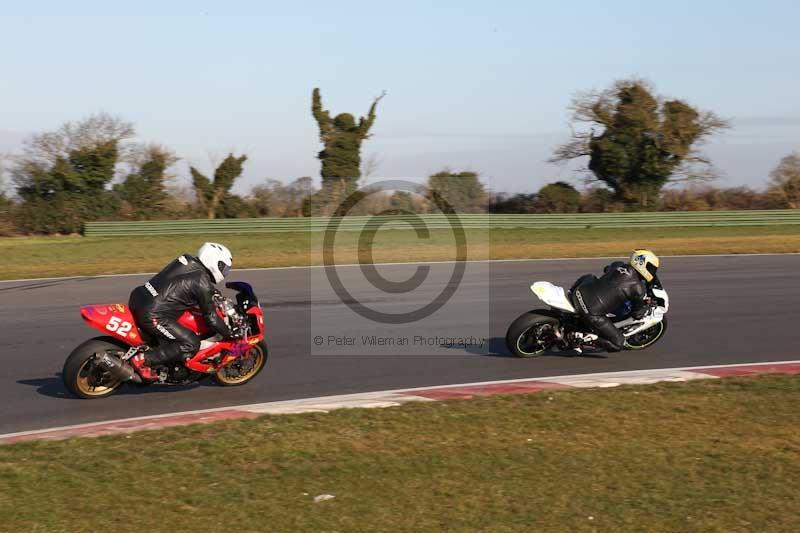 Motorcycle action photographs;Trackday digital images;event digital images;eventdigitalimages;no limits trackday;peter wileman photography;snetterton;snetterton circuit norfolk;snetterton photographs;trackday;trackday photos