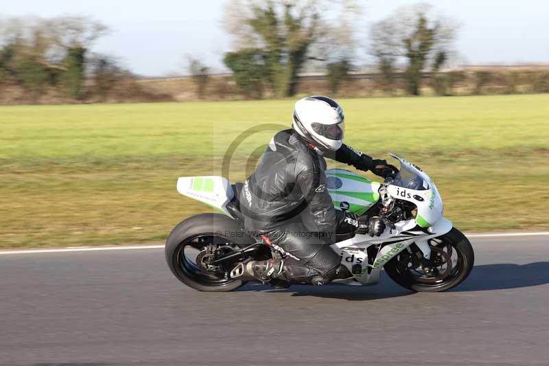 Motorcycle action photographs;Trackday digital images;event digital images;eventdigitalimages;no limits trackday;peter wileman photography;snetterton;snetterton circuit norfolk;snetterton photographs;trackday;trackday photos