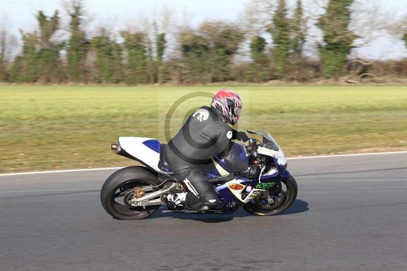 Motorcycle action photographs;Trackday digital images;event digital images;eventdigitalimages;no limits trackday;peter wileman photography;snetterton;snetterton circuit norfolk;snetterton photographs;trackday;trackday photos