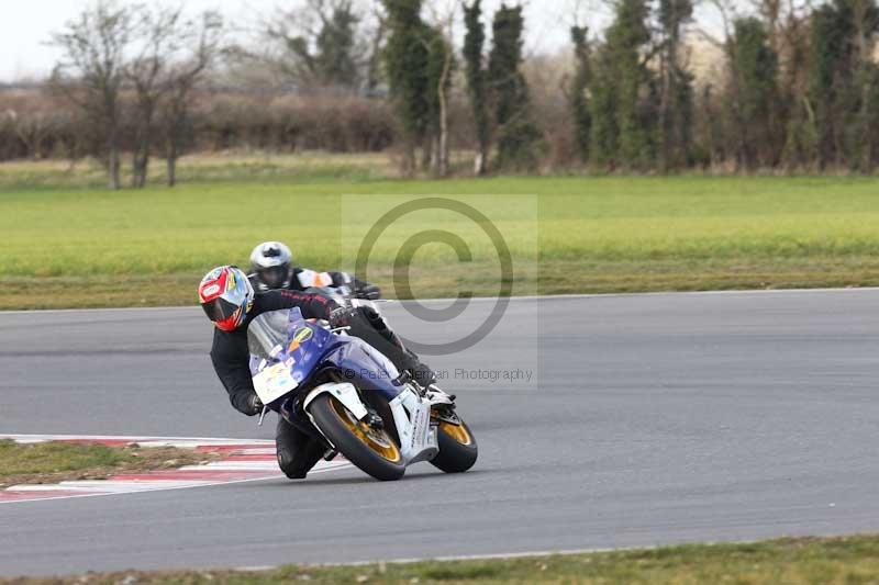 Motorcycle action photographs;Trackday digital images;event digital images;eventdigitalimages;no limits trackday;peter wileman photography;snetterton;snetterton circuit norfolk;snetterton photographs;trackday;trackday photos