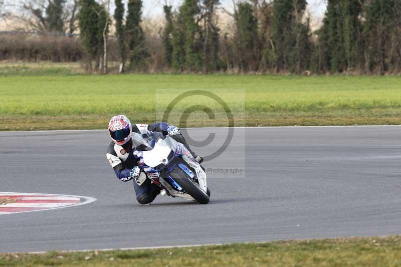 Motorcycle action photographs;Trackday digital images;event digital images;eventdigitalimages;no limits trackday;peter wileman photography;snetterton;snetterton circuit norfolk;snetterton photographs;trackday;trackday photos