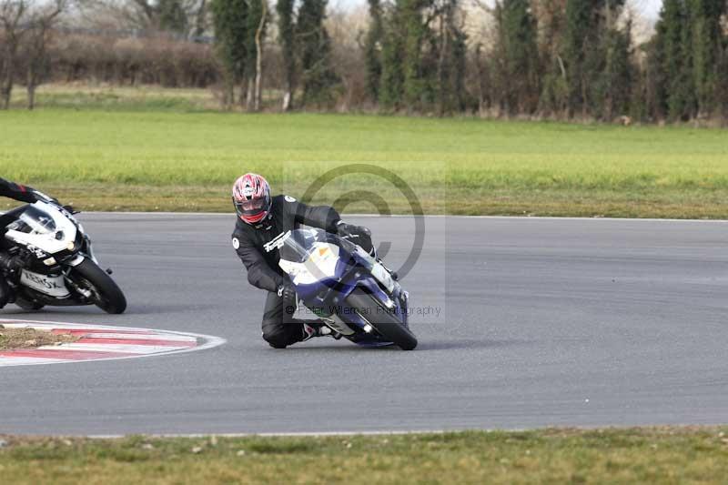 Motorcycle action photographs;Trackday digital images;event digital images;eventdigitalimages;no limits trackday;peter wileman photography;snetterton;snetterton circuit norfolk;snetterton photographs;trackday;trackday photos