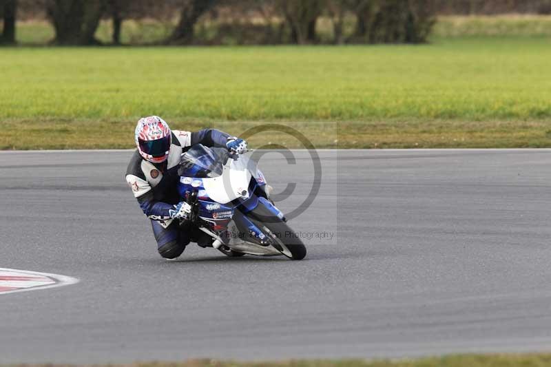 Motorcycle action photographs;Trackday digital images;event digital images;eventdigitalimages;no limits trackday;peter wileman photography;snetterton;snetterton circuit norfolk;snetterton photographs;trackday;trackday photos