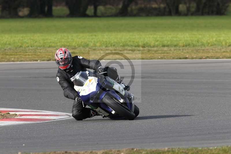 Motorcycle action photographs;Trackday digital images;event digital images;eventdigitalimages;no limits trackday;peter wileman photography;snetterton;snetterton circuit norfolk;snetterton photographs;trackday;trackday photos