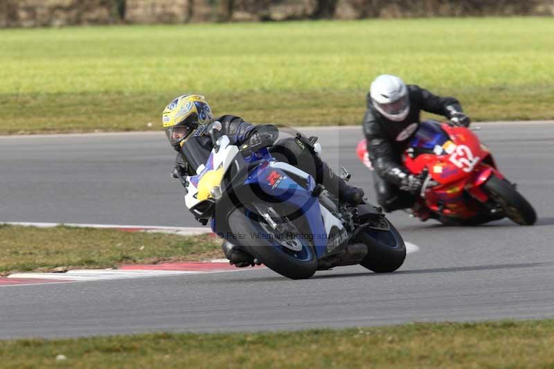 Motorcycle action photographs;Trackday digital images;event digital images;eventdigitalimages;no limits trackday;peter wileman photography;snetterton;snetterton circuit norfolk;snetterton photographs;trackday;trackday photos