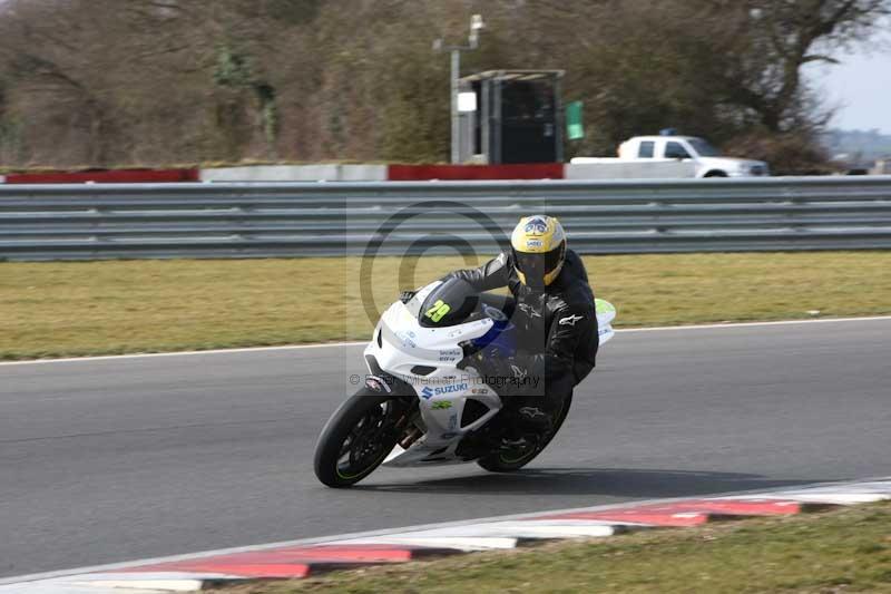 Motorcycle action photographs;Trackday digital images;event digital images;eventdigitalimages;no limits trackday;peter wileman photography;snetterton;snetterton circuit norfolk;snetterton photographs;trackday;trackday photos