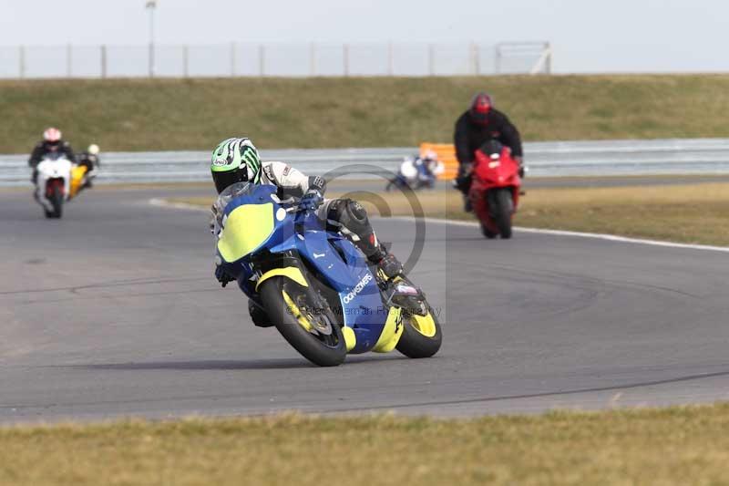 Motorcycle action photographs;Trackday digital images;event digital images;eventdigitalimages;no limits trackday;peter wileman photography;snetterton;snetterton circuit norfolk;snetterton photographs;trackday;trackday photos