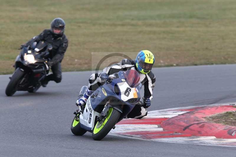 Motorcycle action photographs;Trackday digital images;event digital images;eventdigitalimages;no limits trackday;peter wileman photography;snetterton;snetterton circuit norfolk;snetterton photographs;trackday;trackday photos