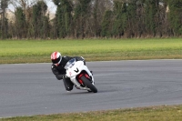 Motorcycle-action-photographs;Trackday-digital-images;event-digital-images;eventdigitalimages;no-limits-trackday;peter-wileman-photography;snetterton;snetterton-circuit-norfolk;snetterton-photographs;trackday;trackday-photos