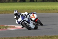 Motorcycle-action-photographs;Trackday-digital-images;event-digital-images;eventdigitalimages;no-limits-trackday;peter-wileman-photography;snetterton;snetterton-circuit-norfolk;snetterton-photographs;trackday;trackday-photos